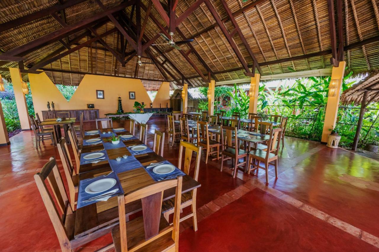 Sakatia Lodge Ampasimena Exterior photo